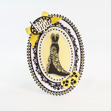 Load image into Gallery viewer, Tonic Studios - Mini Ornate Frame Die Set  - 4455E
