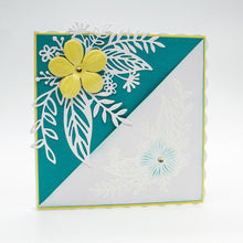 Load image into Gallery viewer, Tonic Studios - Mini Flourished Corner Die Set  - 4472E
