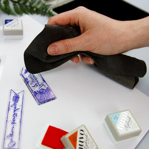 Nuvo - Tools - Stamp Cleaning Cloth - 1972N