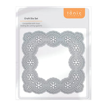 Load image into Gallery viewer, Tonic Studios Die Cutting Daisy Square Die Set - 4682E
