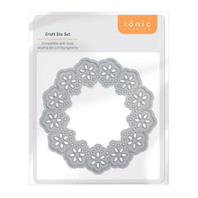 Load image into Gallery viewer, Tonic Studios Die Cutting Floral Circle Die Set - 4684E
