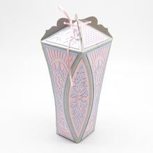 Load image into Gallery viewer, Tonic Studios Die Cutting Tonic Studios - Elegant Arched Edge Gift Box Die Set - 4112E
