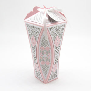 Tonic Studios Die Cutting Tonic Studios - Elegant Arched Edge Gift Box Die Set - 4112E