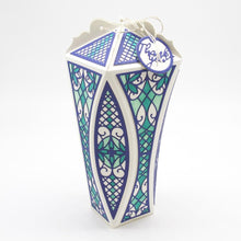 Load image into Gallery viewer, Tonic Studios Die Cutting Tonic Studios - Elegant Arched Edge Gift Box Die Set - 4112E
