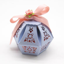 Load image into Gallery viewer, Tonic Studios Die Cutting Tonic Studios - Everlasting Delicacies Sweet Box Die Set - 3836E
