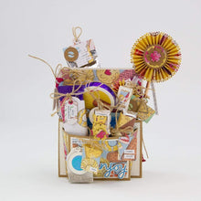 Load image into Gallery viewer, Tonic Studios Die Cutting Tonic Studios - Loaded Pockets - Rectangle Embroidery Hoop - 3925E
