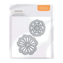 Load image into Gallery viewer, Tonic Studios Die Cutting Tonic Studios - Simple Florals - Niave Blossom Die Set  - 4445E
